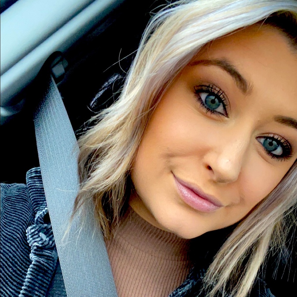 Meet your Posher, Tana